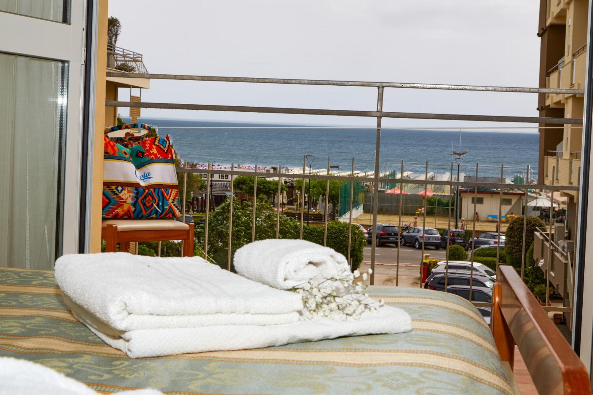 Hotel Italiacervia Bagian luar foto