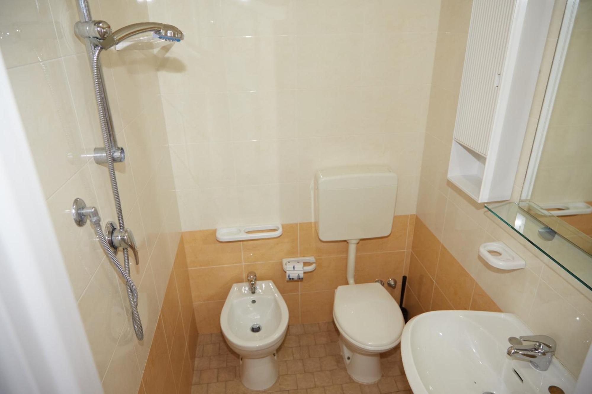 Hotel Italiacervia Bagian luar foto