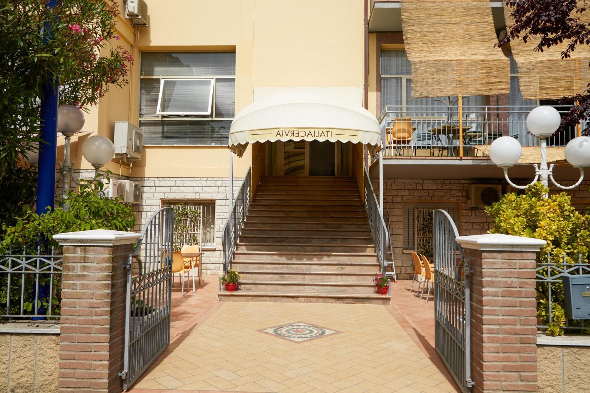Hotel Italiacervia Bagian luar foto