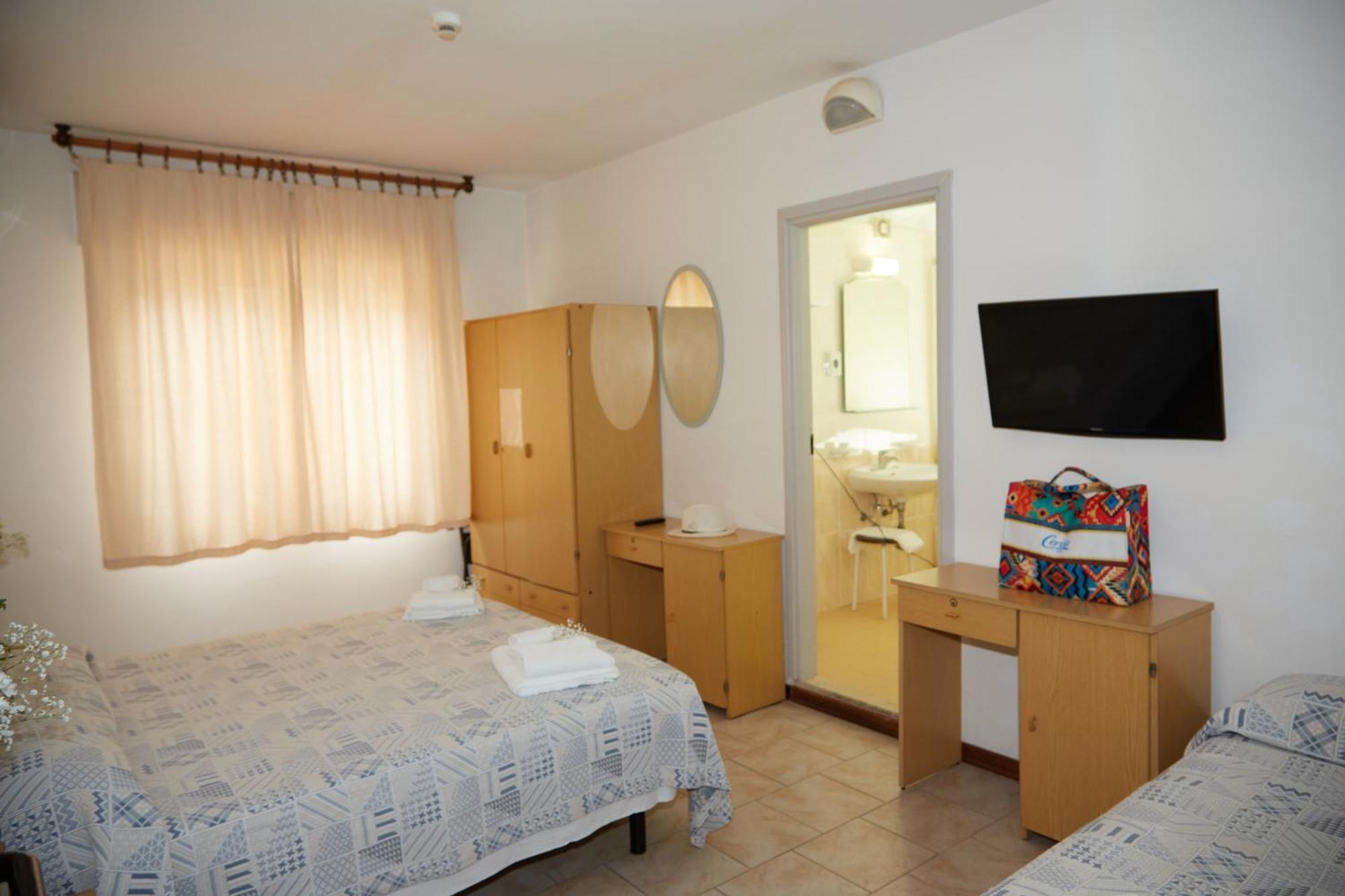 Hotel Italiacervia Bagian luar foto