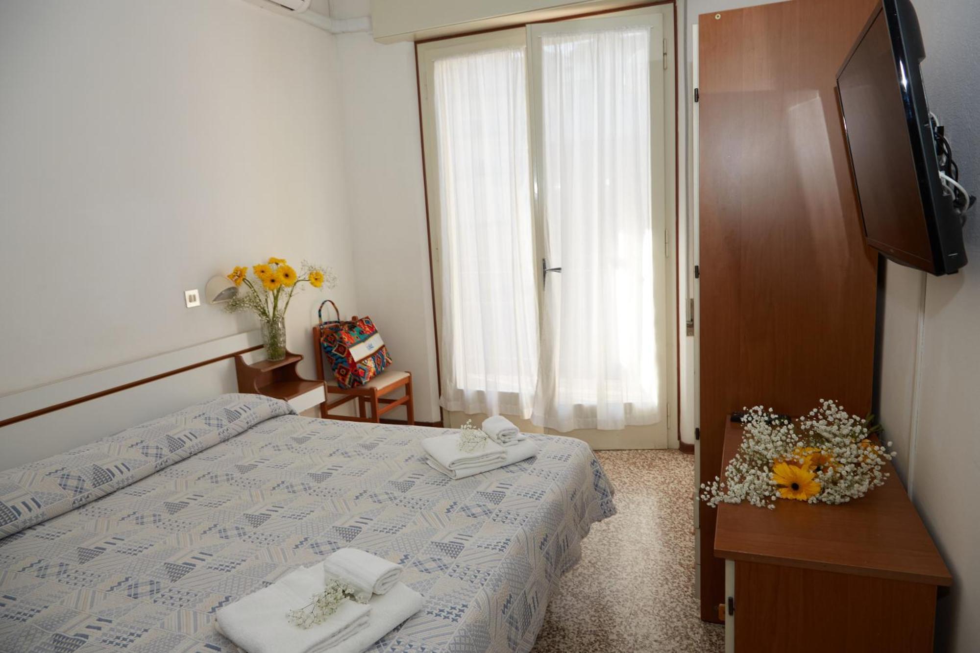 Hotel Italiacervia Bagian luar foto