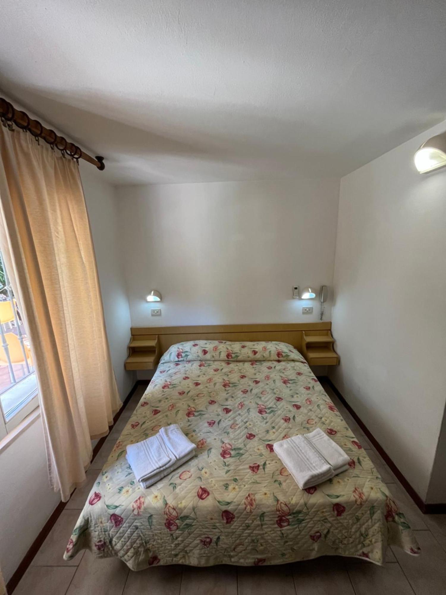 Hotel Italiacervia Bagian luar foto