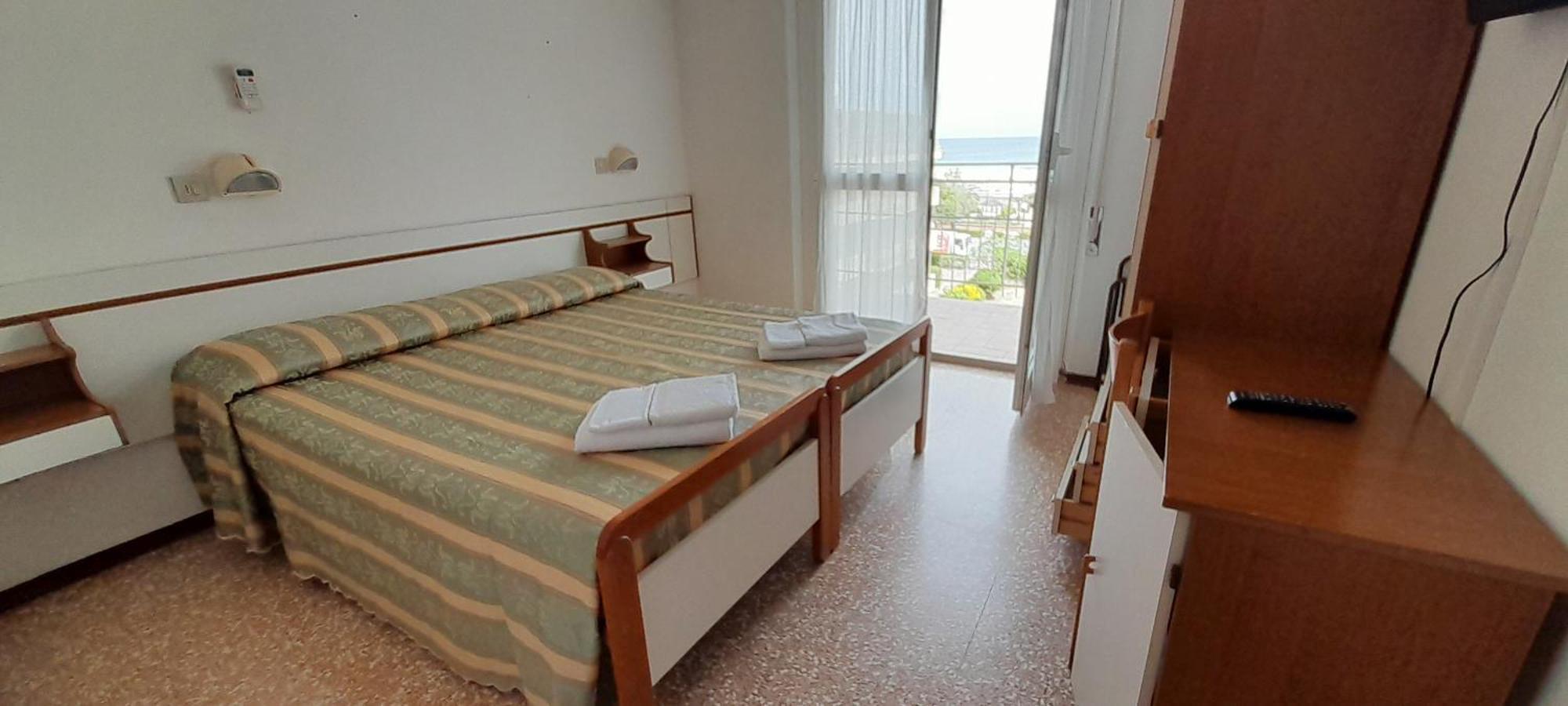 Hotel Italiacervia Bagian luar foto